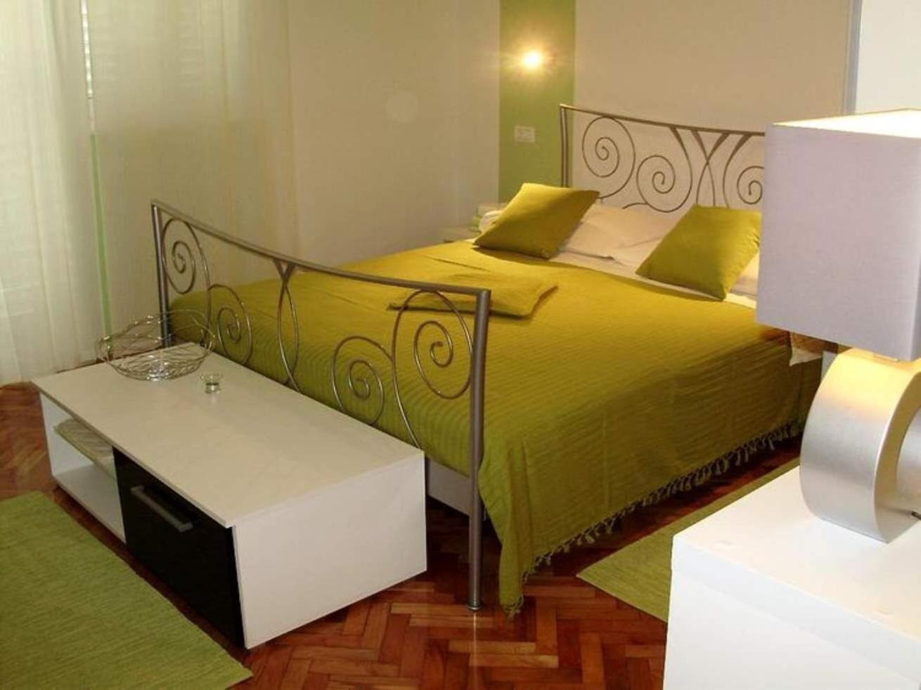Apartments Jadra - With Parking Primosten Bagian luar foto