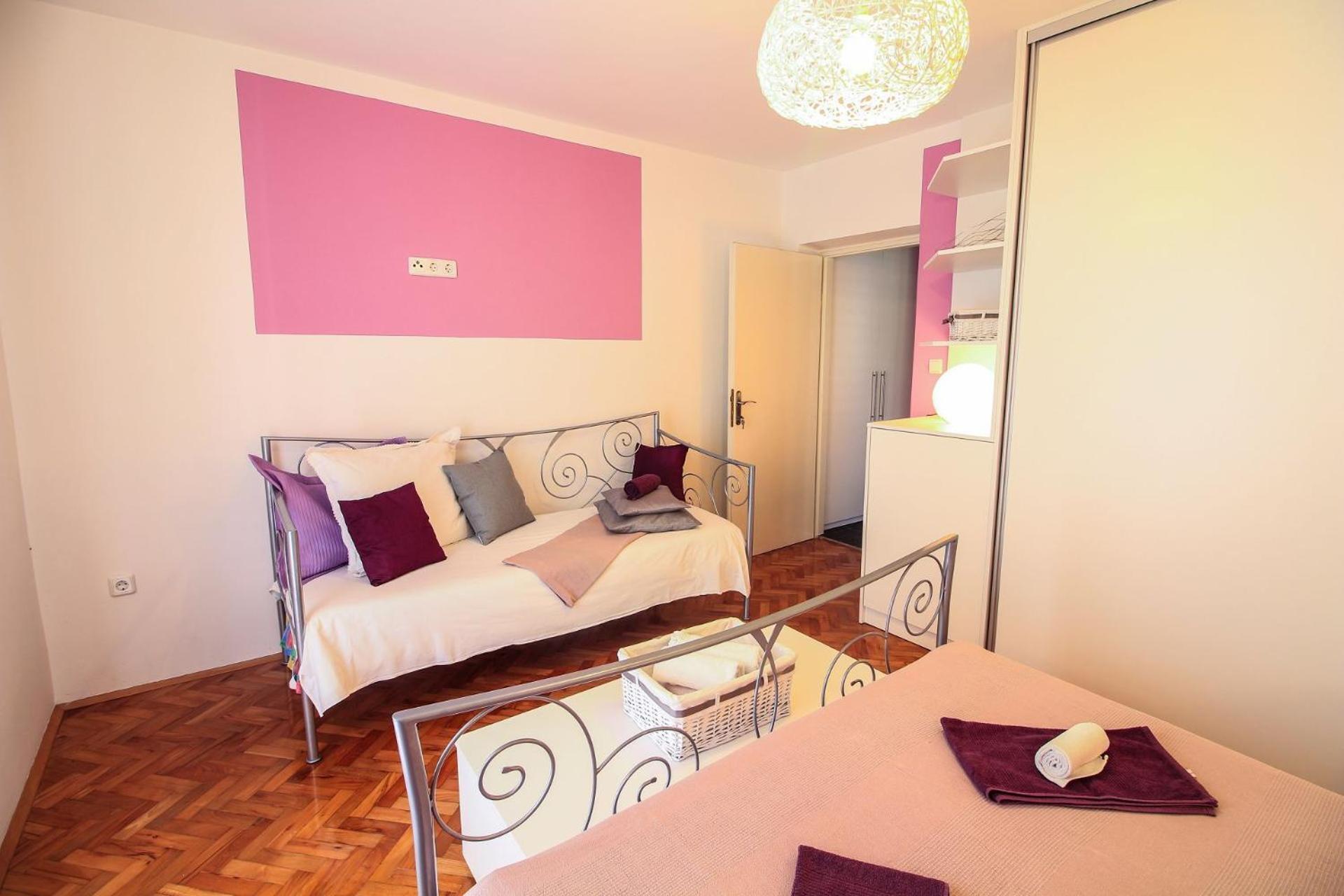 Apartments Jadra - With Parking Primosten Bagian luar foto
